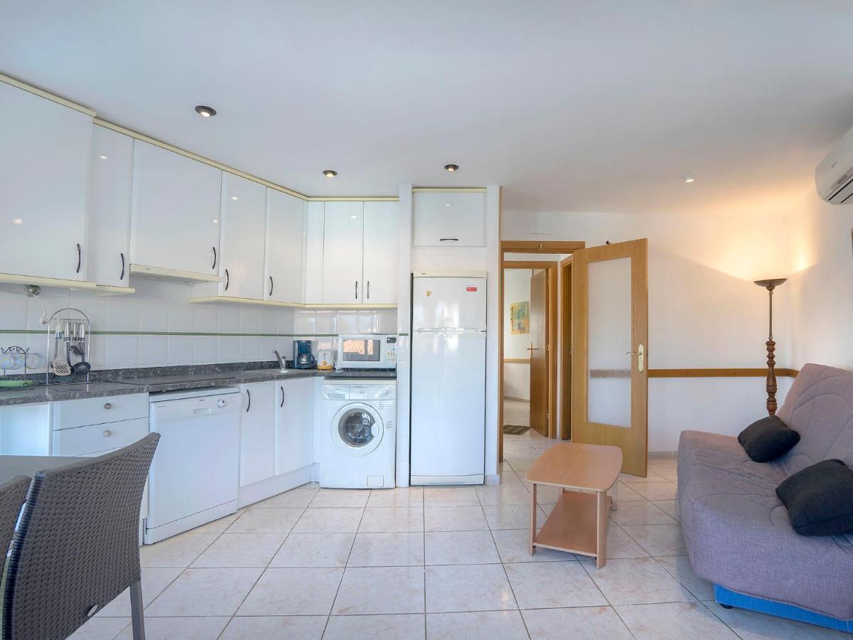Apartment Palmiers I-11 By Interhome Llanca Bagian luar foto